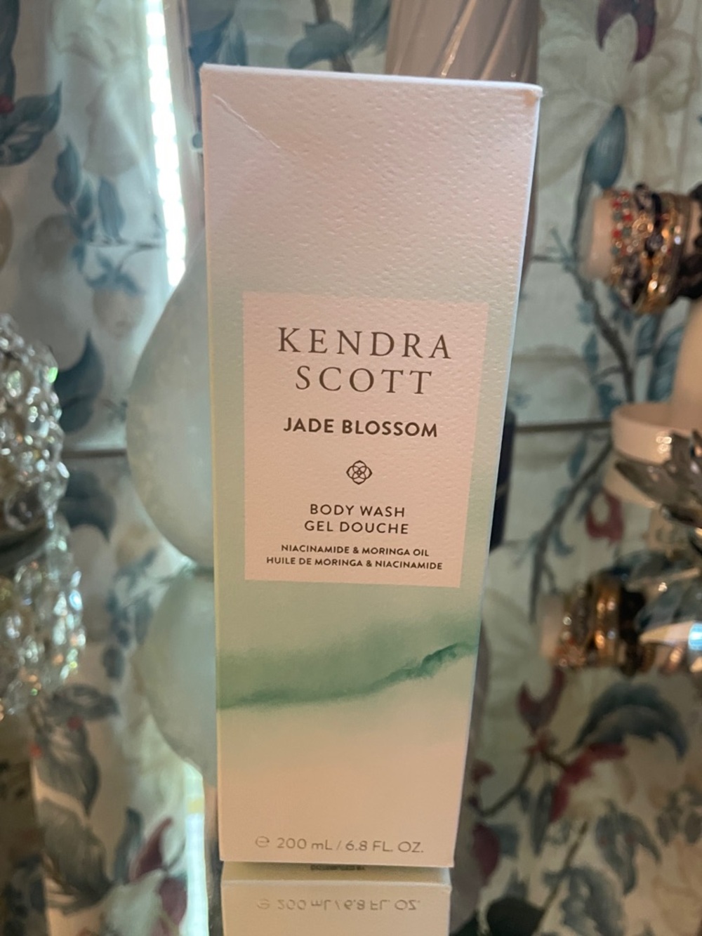 NWB Kendra Scott Jade Blossom Body Wash Gel 200ml/6.8 Oz Body - Picture 2 of 4